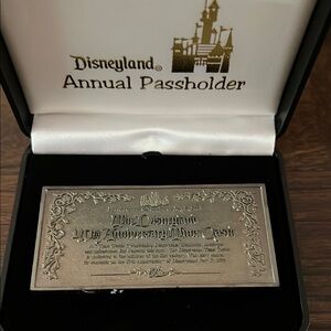 DISNEY-DLR - Annual Passholder Time Castle Time Capsule Plaque